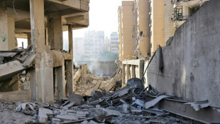 Israel anuncia que bombarde&oacute; dep&oacute;sitos de armas de Hezbol&aacute; al sur de Beirut