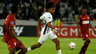 Jogador equatoriano Marco Angulo morre um m&ecirc;s depois de acidente de tr&acirc;nsito