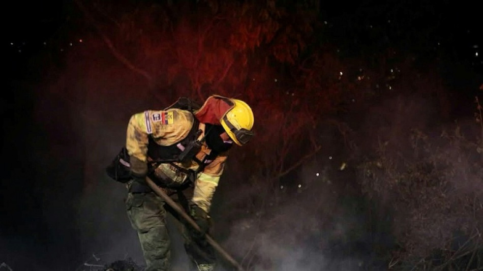 Nueve incendios forestales afectan en un d&iacute;a a la capital de Ecuador