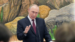 Poutine assure qu'il "cessera les hostilités" si l'Ukraine se retire