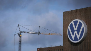 Volkswagen k&uuml;ndigt zahlreiche Tarifvertr&auml;ge - Gewerkschaft protestiert