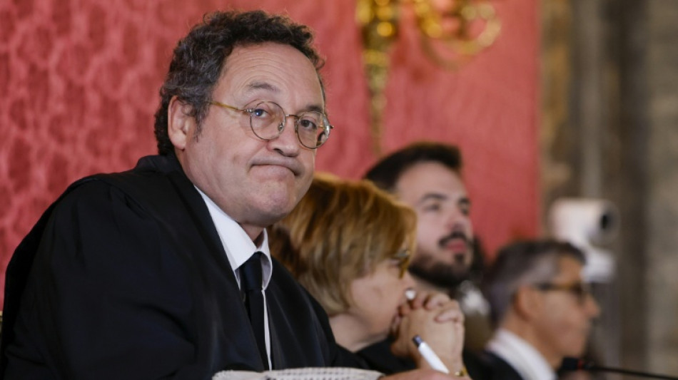 Oberster Staatsanwalt Spaniens zu Geldstrafe und Berufsverbot verurteilt 