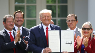 Trump dice que firmar&aacute; un n&uacute;mero r&eacute;cord de decretos el primer d&iacute;a de gobierno