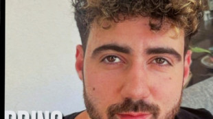 Hamas divulga v&iacute;deo que mostra dois ref&eacute;ns israelenses em Gaza