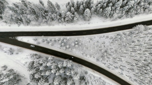 Winterchaos: Airport M&uuml;nchen nimmt Betrieb wieder auf - Zugverkehr weiter eingeschr&auml;nkt