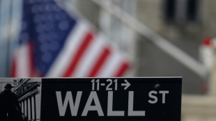 Stocks rebound as US economy posts decades-high growth