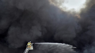 Großbrand von Lagerhallen in Hamburg nach drei Tagen gelöscht
