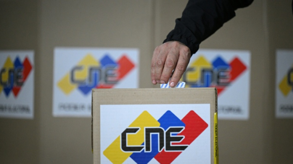 Maduro will Macht bei Parlamentswahl in Venezuela festigen - Boykott der Opposition