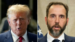 Trump tente d'emp&ecirc;cher la publication du rapport du procureur sp&eacute;cial sur les proc&eacute;dures contre lui