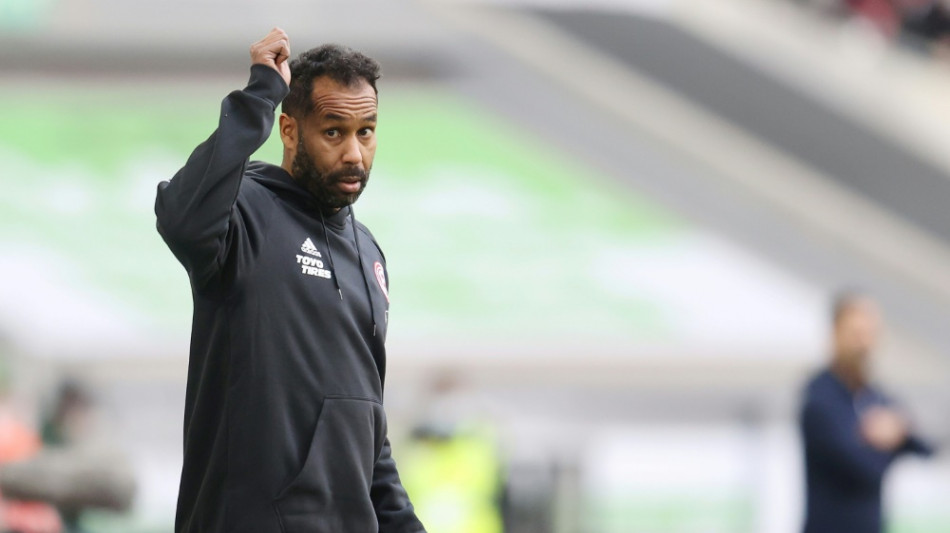 D&uuml;sseldorf in Paderborn ohne Trainer Thioune 