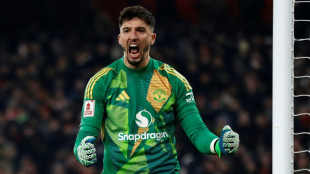 United elimina Arsenal nos p&ecirc;naltis na FA Cup; Tottenham sofre mas vence time da 5&ordf; divis&atilde;o