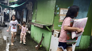 Maltempo colpisce le Filippine, 400.000 evacuati