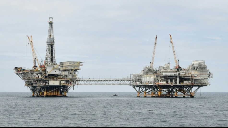 Ukraine: le baril de Brent fr&ocirc;le 120 dollars, record depuis 2008 pour le WTI