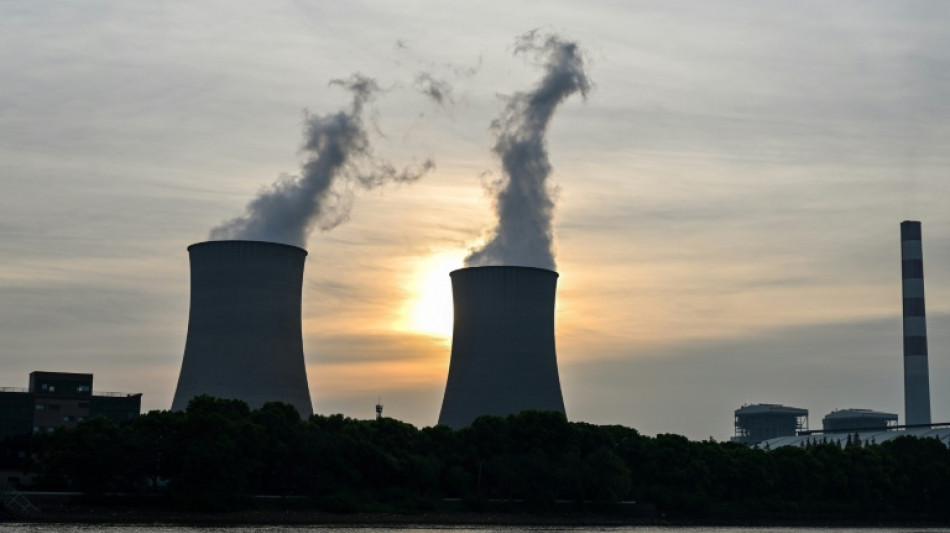 Crece en China uso de carbón para energía pese a récord de fuentes renovables