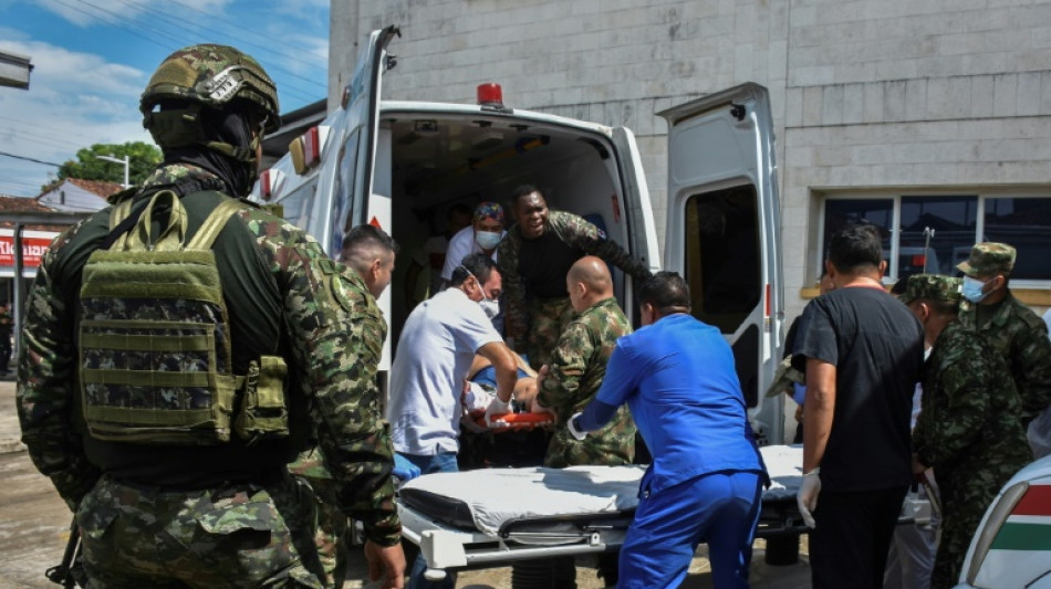 Col&ocirc;mbia suspende di&aacute;logo com ELN ap&oacute;s ataque a base militar