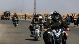 Siria e Israel pactan un alto el fuego, pero los combates contin&uacute;an en Sueida