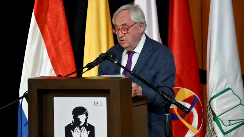 Escritor holand&ecirc;s Cees Nooteboom morre aos 92 anos