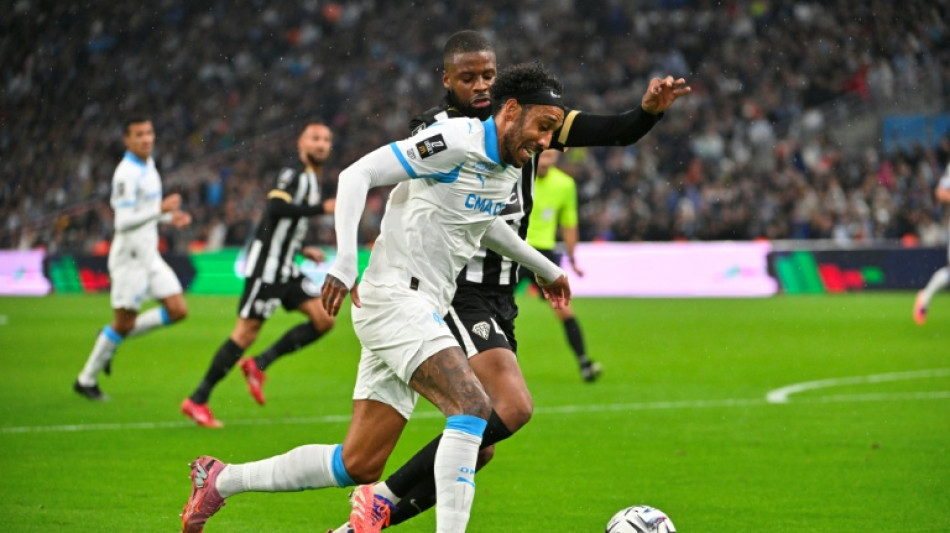 Ligue 1: embouteillages en tête, Nice défie le PSG, l'OM et l'OL à la relance