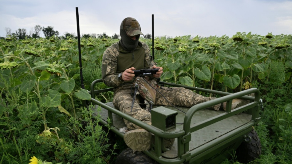 Sous un ciel parsem&eacute; de drones, des robots pour aider les m&eacute;decins militaires ukrainiens