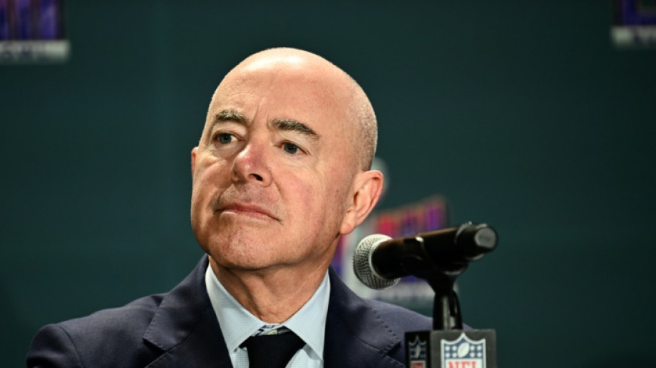 EUA: processo de impeachment contra secret&aacute;rio de Seguran&ccedil;a Interna chega ao Senado