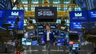 Wall Street ouvre en hausse, veut croire &agrave; la diplomatie