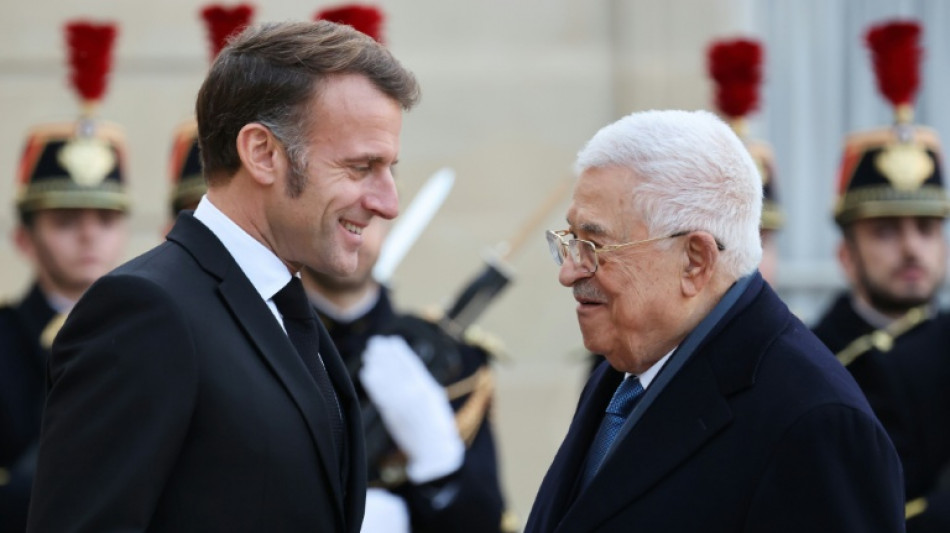 Projetos israelenses de anexação da Cisjordânia seriam 'linha vermelha', diz Macron a Abbas