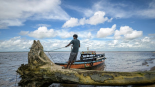 A luta contra o tempo do Suriname para salvar sua capital da erosão costeira