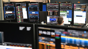 Borsa: l'Europa &egrave; debole con Wall Street, il petrolio &egrave; sempre forte
