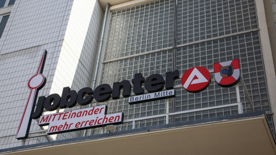 Berlin: Bande soll mit Betrug bei Jobcoaching 900.000 Euro Schaden verursacht haben