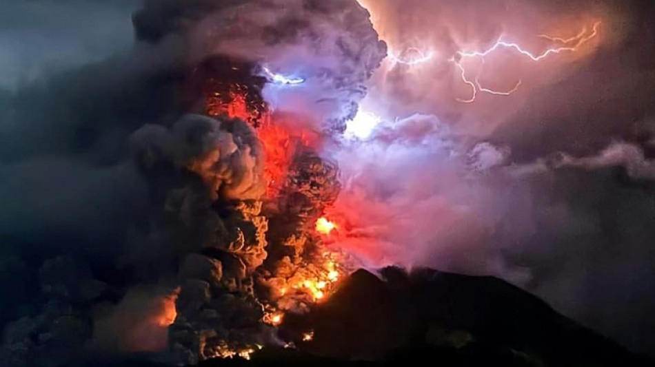 Volcano erupts in Indonesia, alert level raised to highest