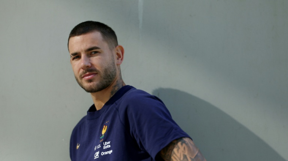 Lucas Hern&aacute;ndez, do PSG, &eacute; acusado de tr&aacute;fico de pessoas e trabalho ilegal na Fran&ccedil;a