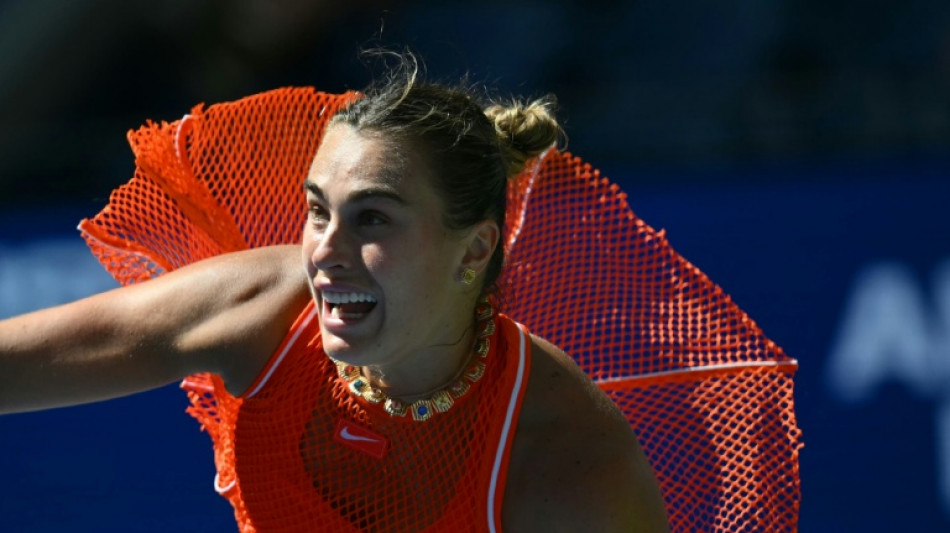 Sabalenka edges Noskova, keeps US Open treble bid alive