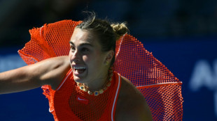 Sabalenka holds off Noskova to keep US Open three-peat bid alive
