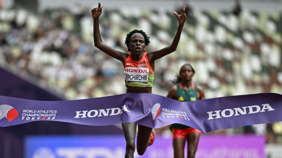 Nach Zielsprint: Jepchirchir rennt zu Marathon-Gold