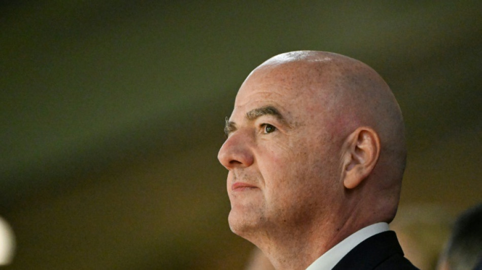 'N&atilde;o h&aacute; lugar para a viol&ecirc;ncia no futebol', diz presidente da Fifa ap&oacute;s incidentes no Maracan&atilde;