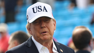 Trump, Mosca ha perso controllo della sua industria del gasolio, guerra deve finire