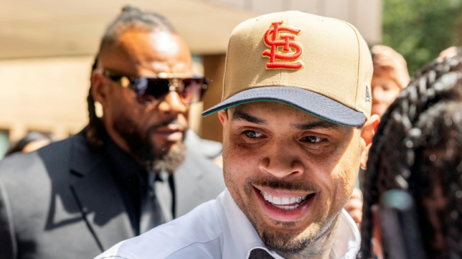 US singer Chris Brown admits new affray charge, avoids UK trial