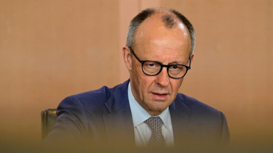 Buhrufe bei Kanzlerrede: Merz dringt auf DGB-Kongress auf Reformen auch bei der Rente