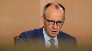 Buhrufe bei Kanzlerrede: Merz dringt auf DGB-Kongress auf Reformen auch bei der Rente