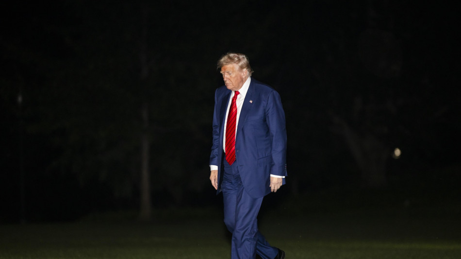 Spazio aereo sopra resort Trump a Bedminster violato 5 volte