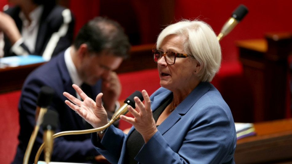 Fin de vie: opération déminage de Vautrin à Lille devant le secteur des soins palliatifs 