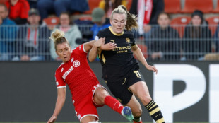 Man City hold Bayern to start Women's Champions League, Arsenal win late