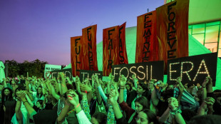 UN draft deal calls for 'transitioning away' from fossil fuels
