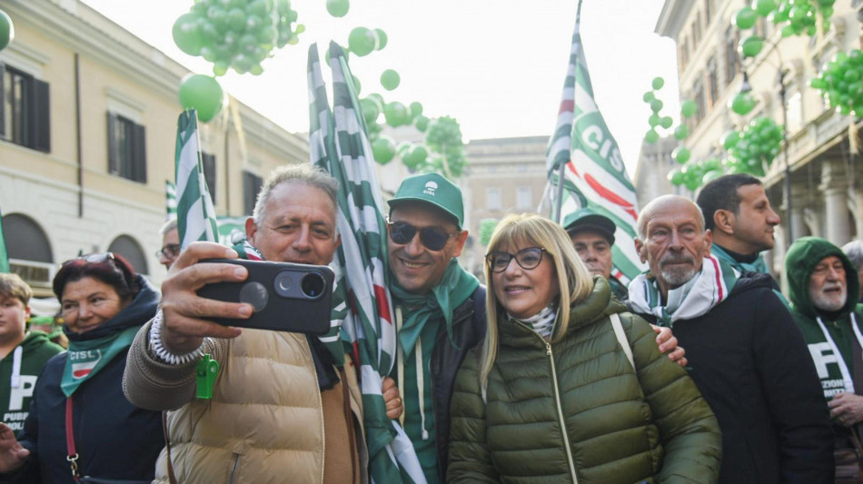 Fumarola, 'la via &egrave; il dialogo e il patto della responsabilit&agrave;'