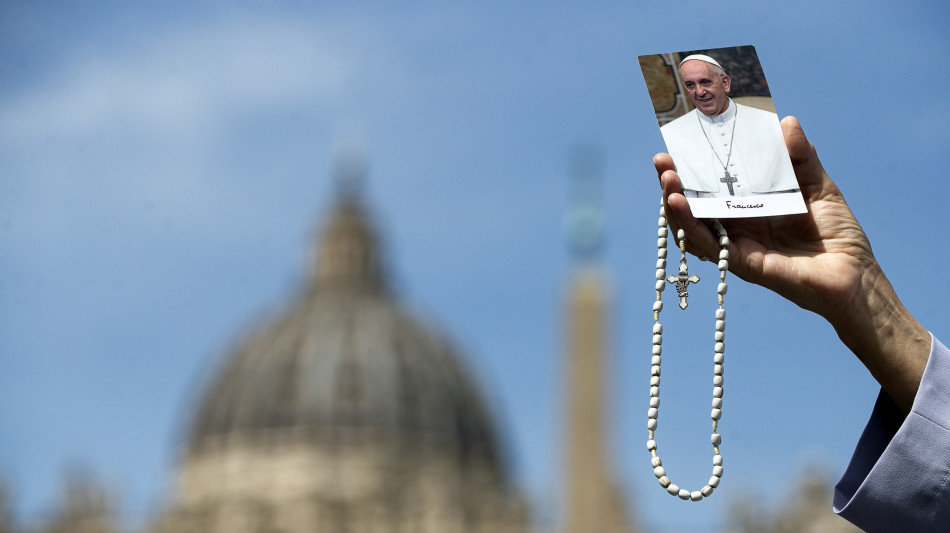 Il rito della constatazione della morte del Papa alle 20