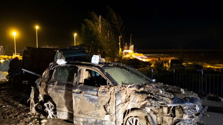 Italie: une dizaine de personnes recherch&eacute;es apr&egrave;s un glissement de terrain sur l'&icirc;le d'Ischia