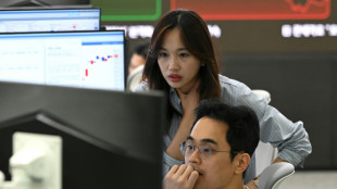 Stocks struggle as Trump's new tariff sweep offsets earnings 