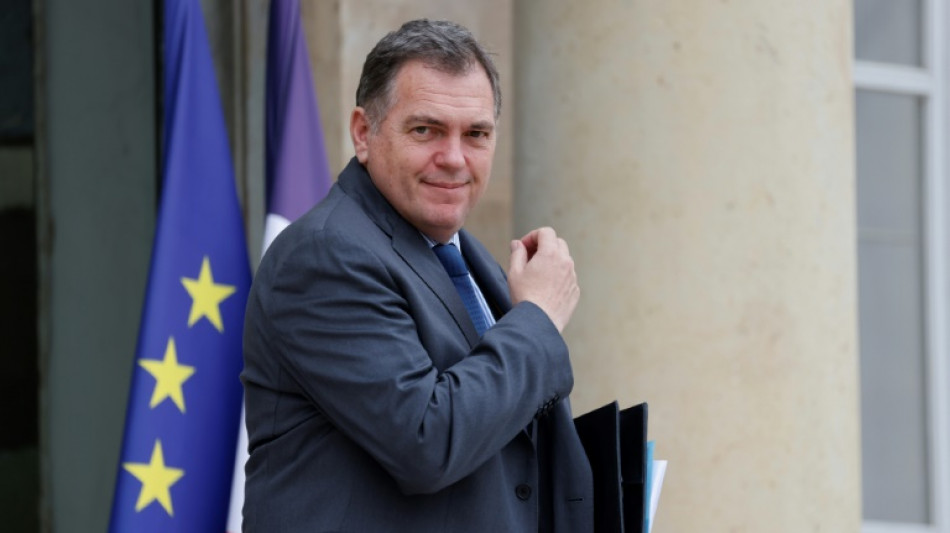 Gr&egrave;ve &agrave; la SNCF: le ministre des Transports esp&egrave;re que les syndicats reviendront "&agrave; la raison"