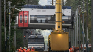 D&eacute;raillement en Normandie: la SNCF pr&eacute;voit "plusieurs" semaines de travaux