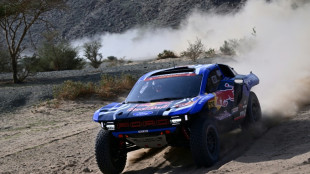 Guthrie gana la 3&ordf; etapa y logra el liderazgo del Dakar en coches